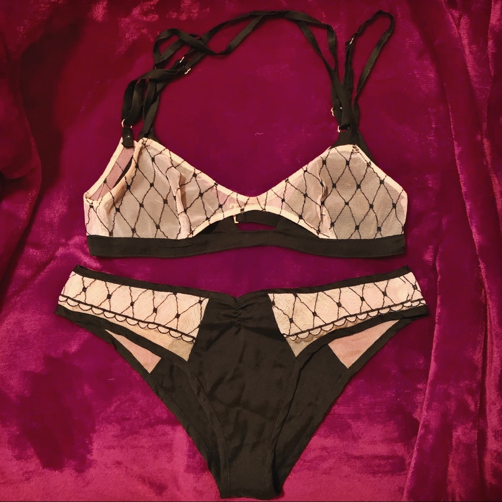 For love and lemons Burlesque Skivvies Set 🖤